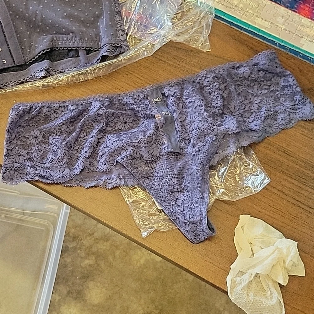 VS Set - Picture 4 of 6